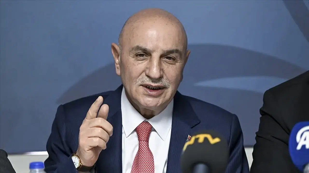 Turgut Altınok Hayatı (Kimdir)? Kaç yaşında, nereli, mesleği ne?