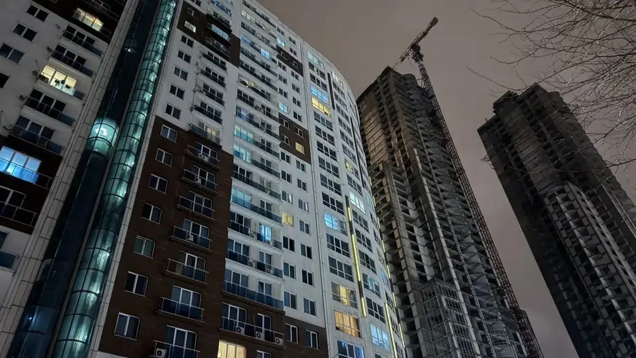 Esenyurt Rezidans Olayı İntihar mı Cinayet mi? 8 Boş Kovan Detayı Ne Anlama Geliyor