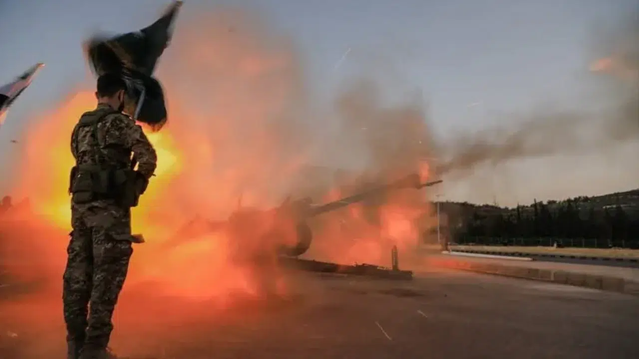 14 Yıllık Sessizlik Sona Erdi! Şam’da Ramazan Topu Yeniden Ateşlendi