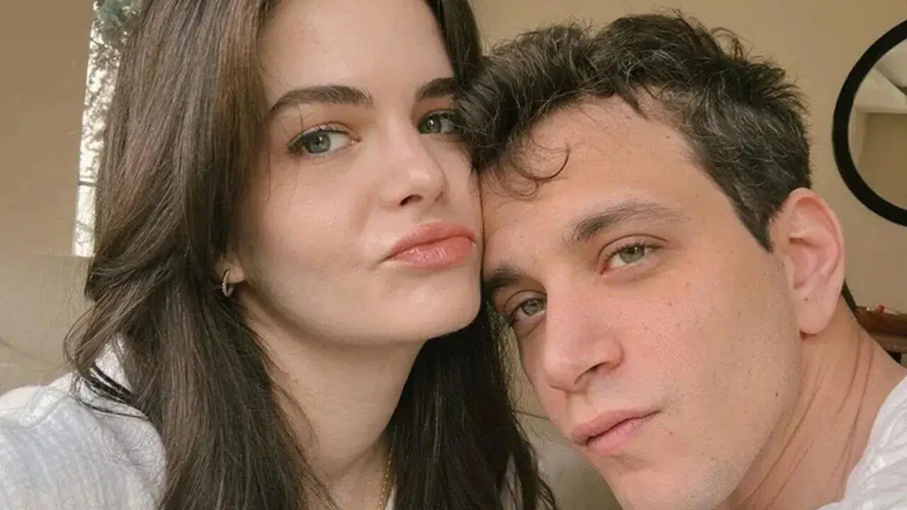 Lara Paşalı Kaç Yaşında, Doğum Tarihi Nedir, Nereli, Boyu Kaç, Ne İş Yapıyor, Gerçek Adı Ne, Çocuğu Var Mı?