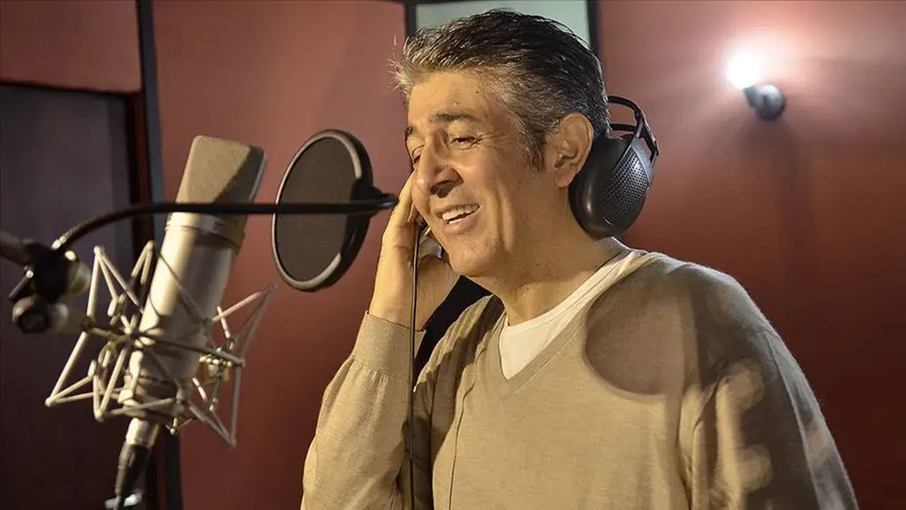 Ay yüzlüm bestesi kime ait?