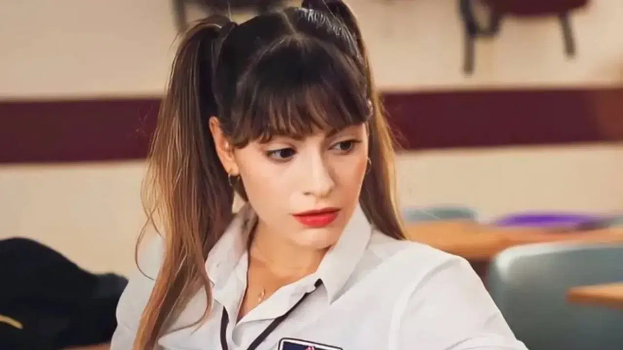 Doğa Lara Akkaya biyografisi, kaç yaşında, hangi dizilerde oynadı? Müzik ve oyunculuk kariyeri