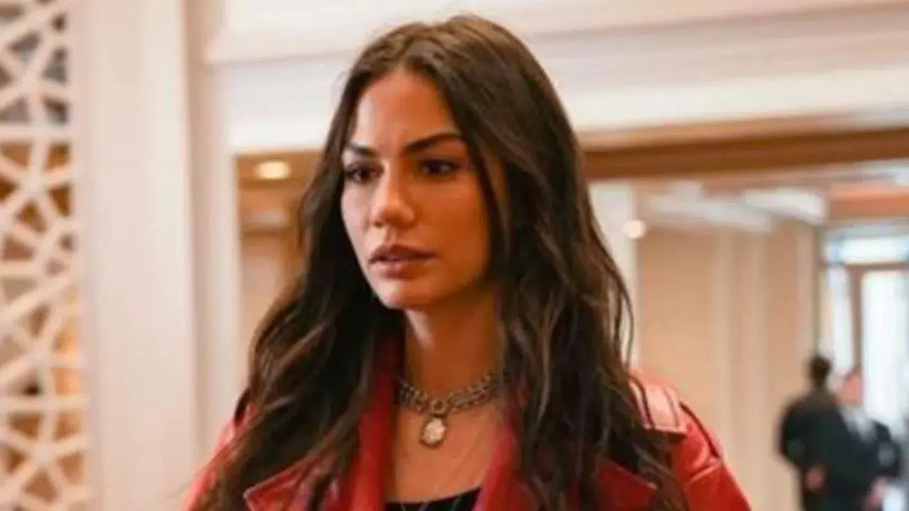 Demet Özdemir’in Hayatı (Kimdir), Oyunculuk Kariyeri? Aslen Nereli, Hangi Yapımlarda Yer Aldı?