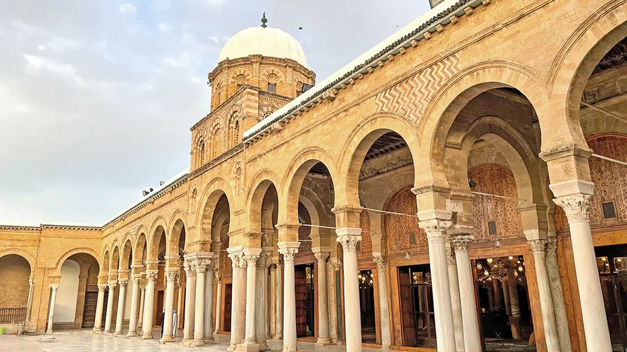 Medreseler ne zaman kapatıldı, Tevhidi Tedrisat Kanunu ile ne değişti?