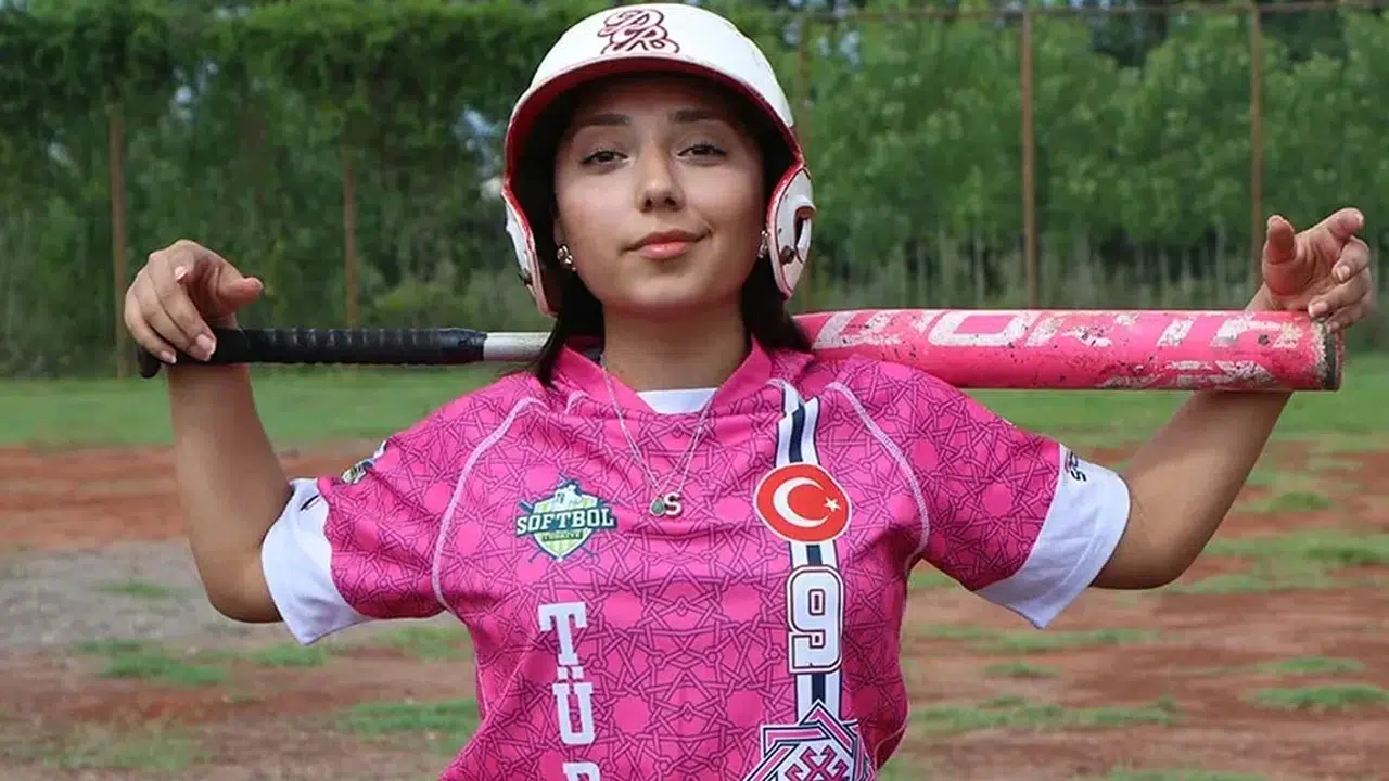 Sevdenur Gülçiçek neden öldü, kaç yaşındaydı, nereli, hastalığı neydi, hangi branşta mücadele ediyordu, cenazesi nerede?