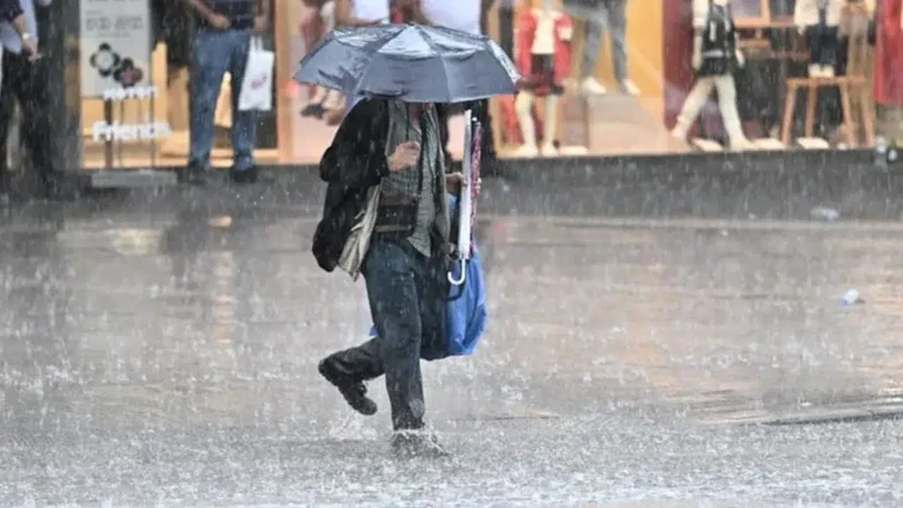 Meteoroloji Alarm Verdi! Batıda Fırtına, Ardından Soğuk Geliyor