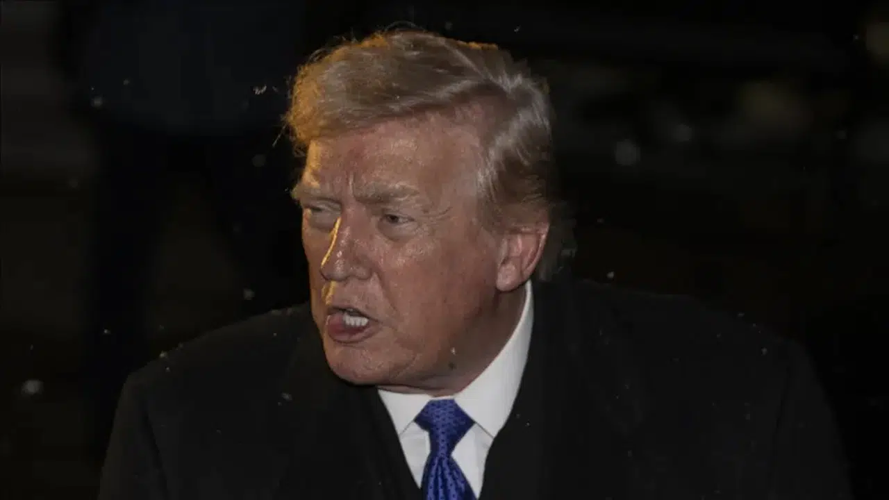 FBI’a ait belgede Trump’ın 2006’da Epstein ile ilgili olarak polisi aradığı iddiası