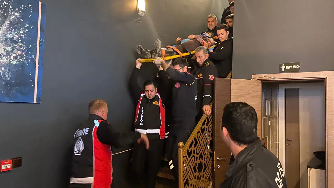 Siirt’te dehşet anları! Genç kadın havalandırma boşluğuna düştü