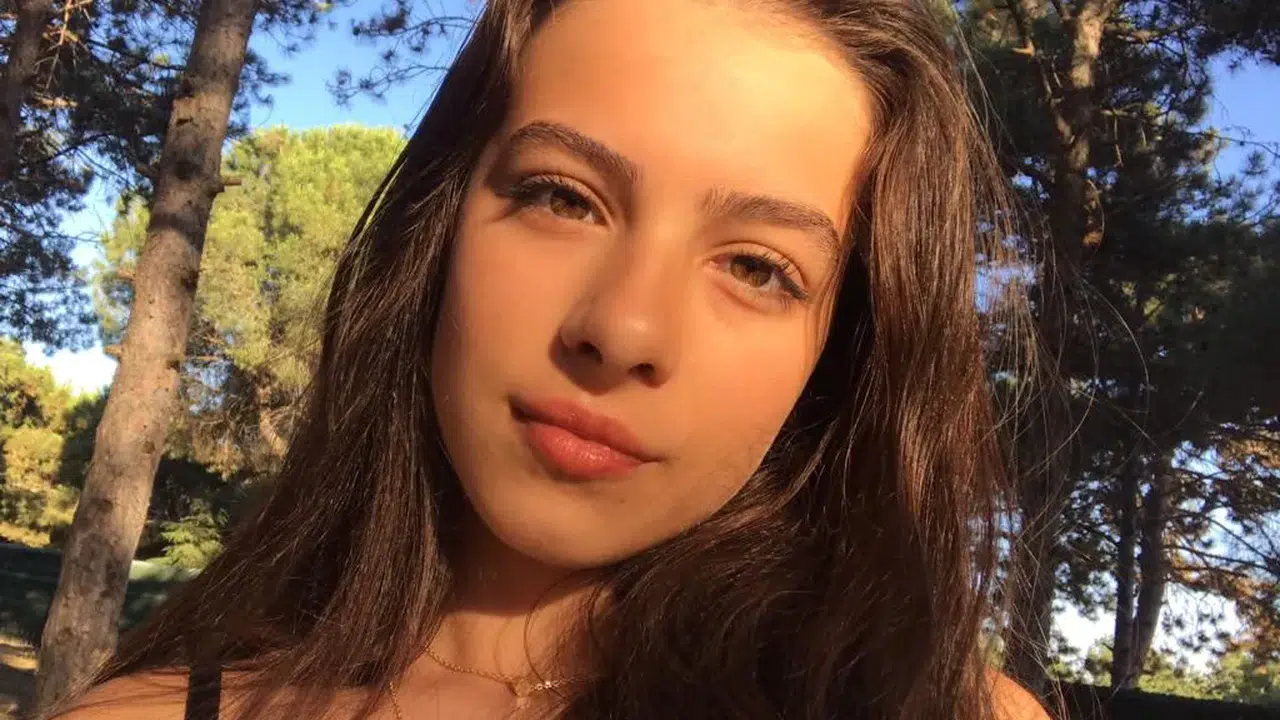 Arka Sokaklar Şule Çoban kim, Ecem Öz Kaç Yaşında, Memleketi Neresi, Babası Kim?