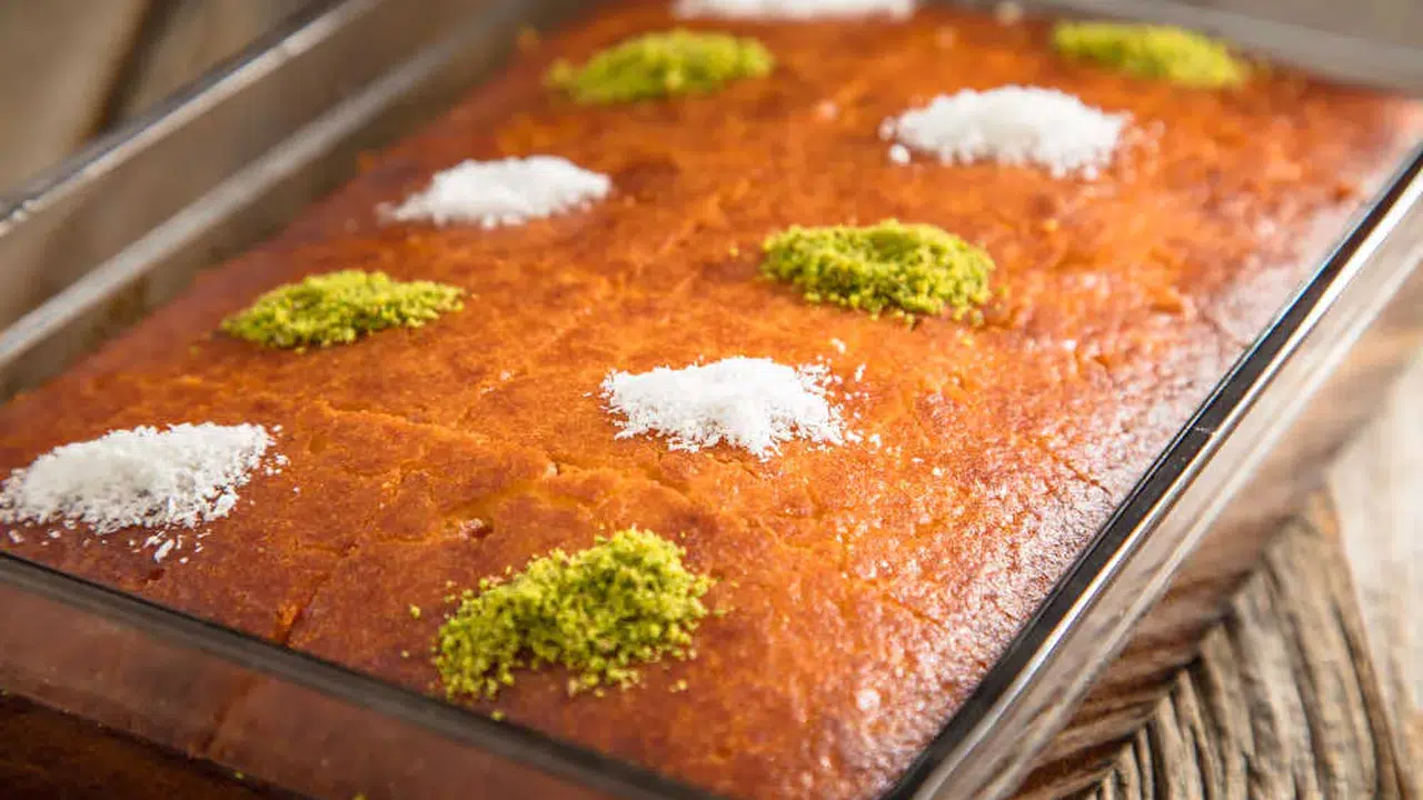 Evde revani nasıl yapılır, malzemeleri nedir, şerbet ölçüsü nasıl ayarlanır, tam kıvam nasıl tutturulur?