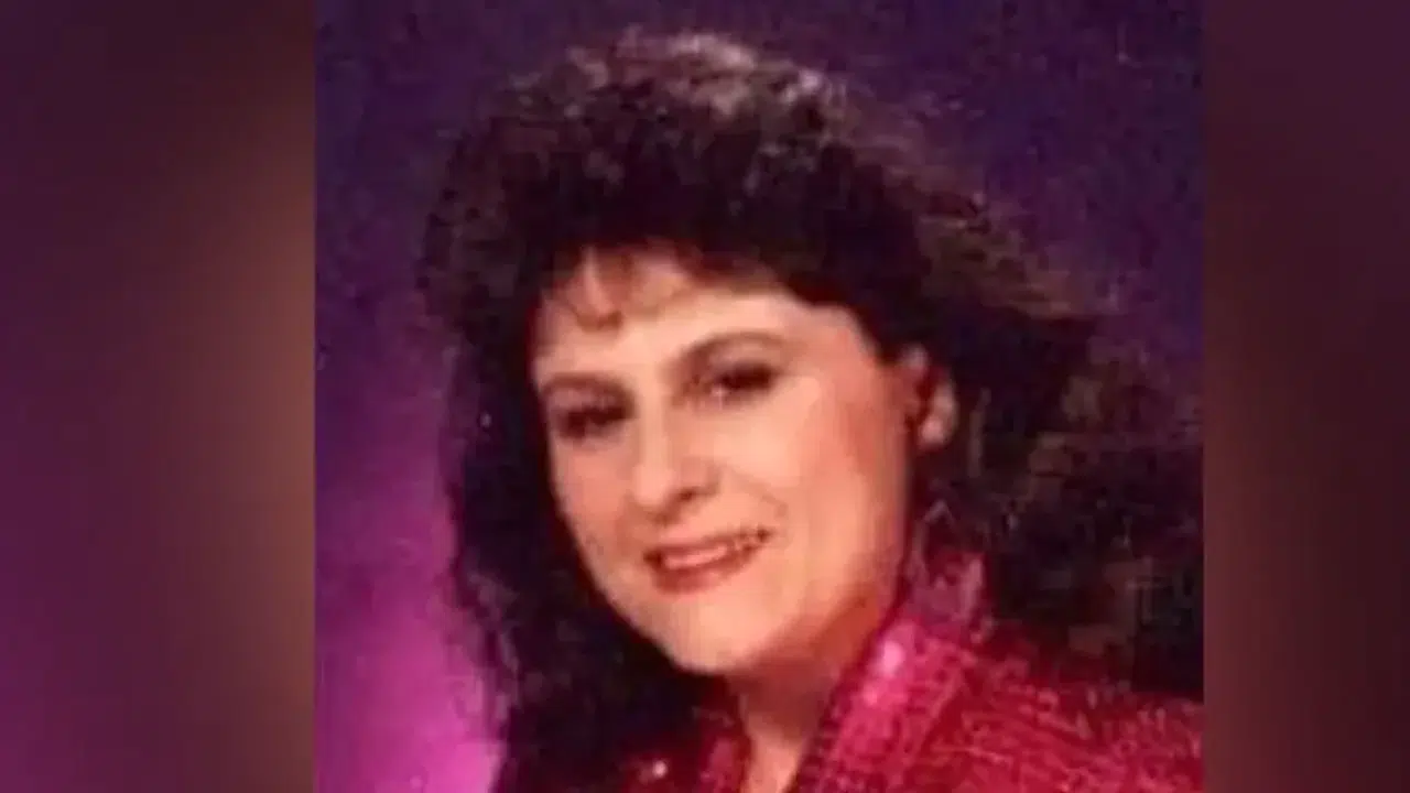 Herkes Onu Arıyordu… Meğer Eski Evine Çok Yakındaymış: 24 Yıllık Kayıp Michele Hundley Smith Bulundu!