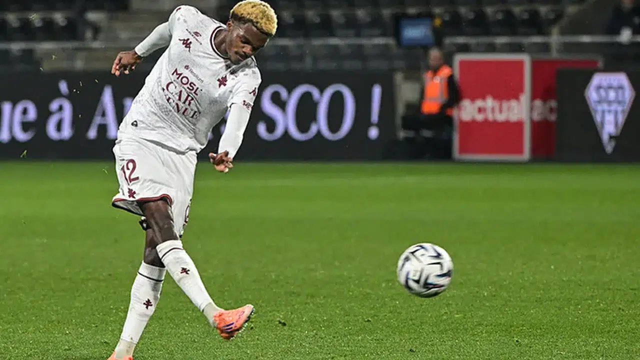 Beşiktaş Genç Yıldızın Peşine Düştü! Alpha Toure Kimdir, Hangi Takımda Oynuyor?