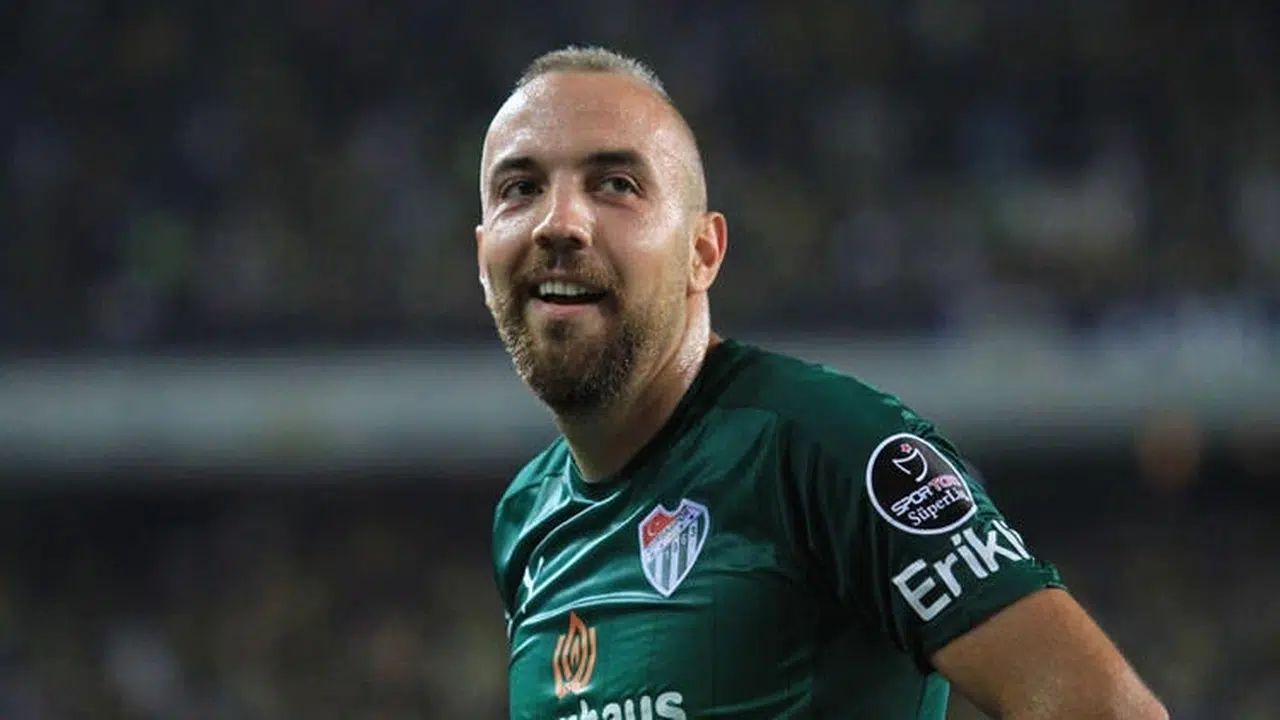 Survivor 2026’da Sercan Yıldırım ne dedi? Yılan olayı sonrası Sema göndermesi mi yaptı?