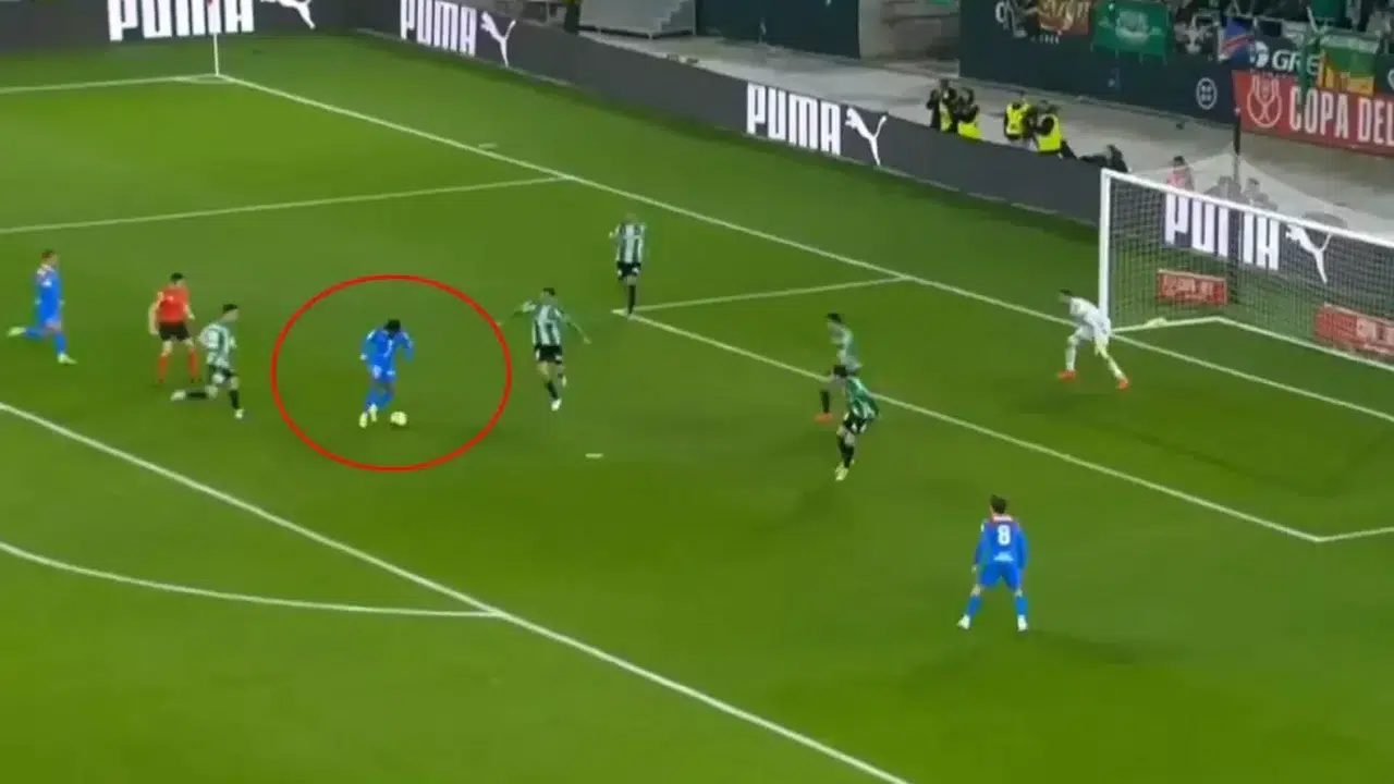 Atletico Madrid, Betis Deplasmanında 5 Golle Yarı Finale Çıktı!