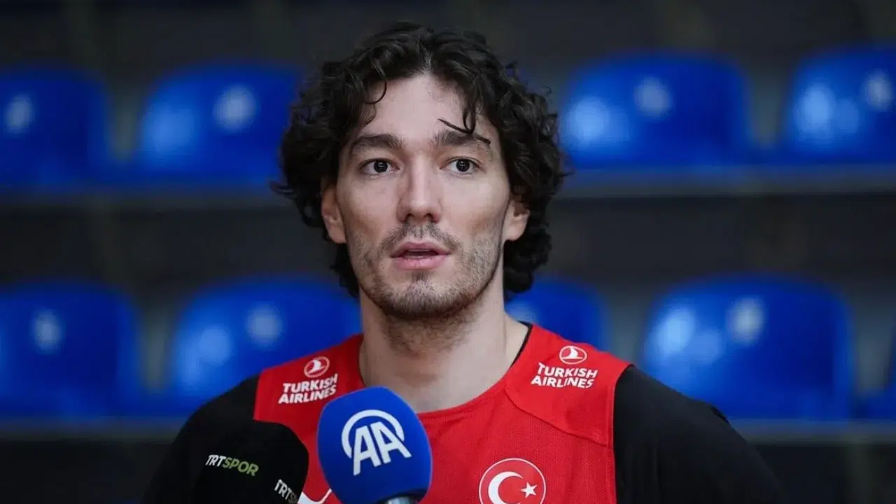 Cedi Osman nerede oynuyor? NBA’den sonra Panathinaikos’a mı transfer oldu?