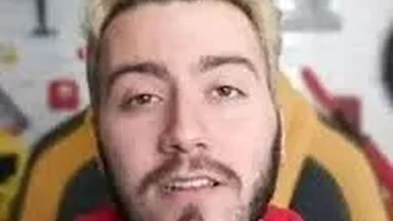 Enes Batur toplam kaç videosunu sildi? 4.000 video sildi mi?