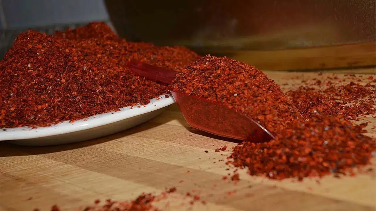 Hangi markalar pul biberi boyuyor, taklit ve tağşiş yapılan gıdalar listesinde neler var?