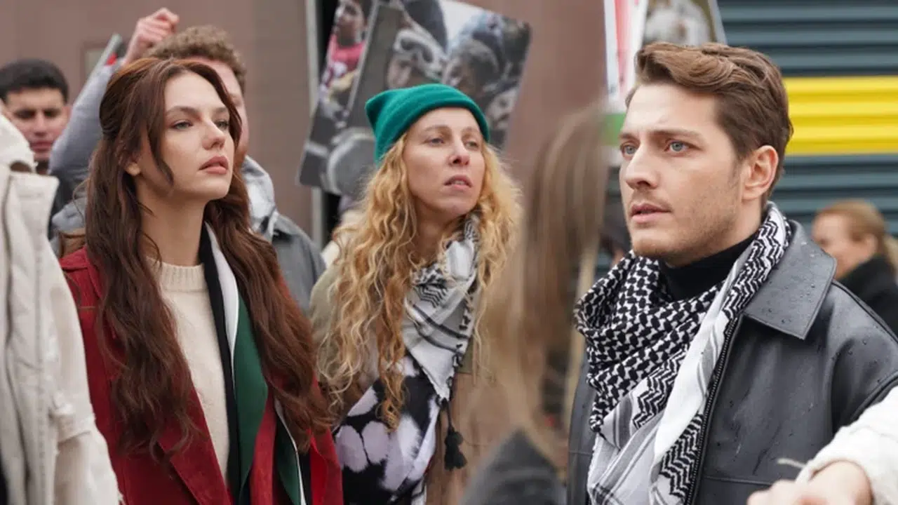 Aynı Yağmur Altında tekrarları ne sıklıkla, hangi günlerde var, saat kaçta? Dizinin ekran yolculuğu başlıyor