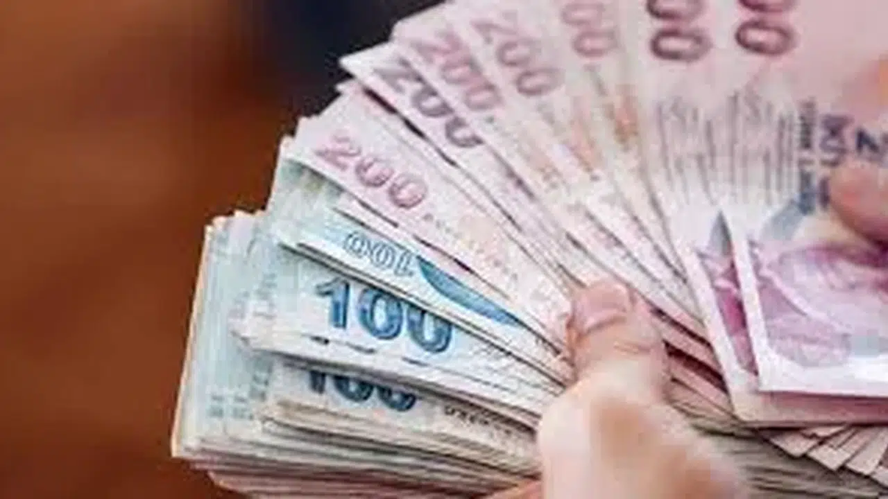 2026 Emekli bayram ikramiyesi ne kadar? Zam gelecek mi, ödemeler ne zaman yatacak?