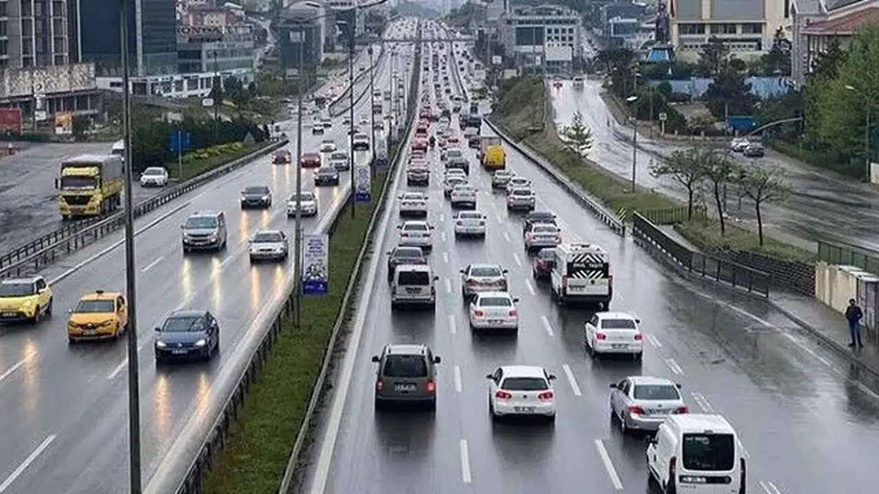 Kocaeli D-100 karayolu hız limitleri değişti mi? EDS koridorlarında yeni hız sınırları belli oldu mu?