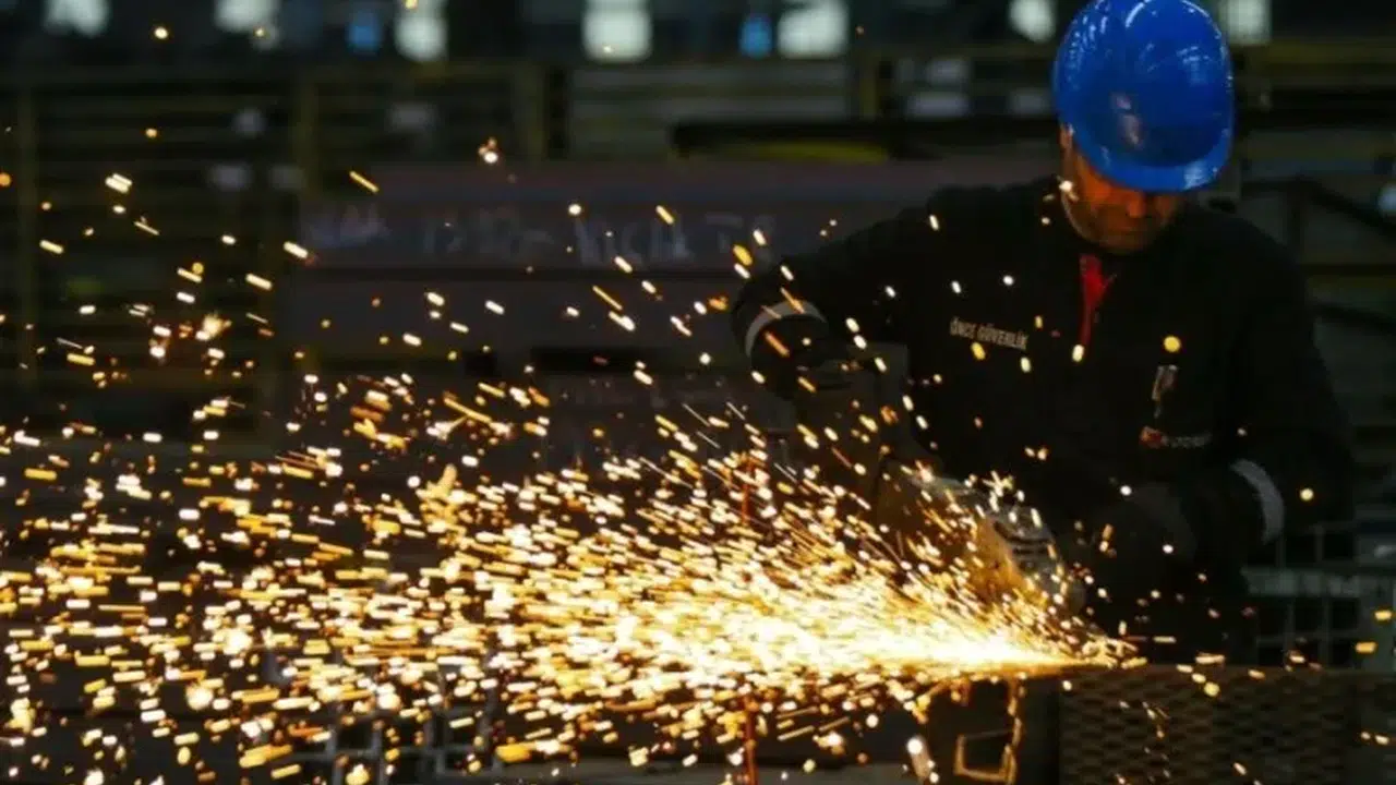 100 milyar TL imalat sanayi finansman paketi nedir, kimler yararlanacak, kredi şartları ve KOBİ faiz desteği neler?