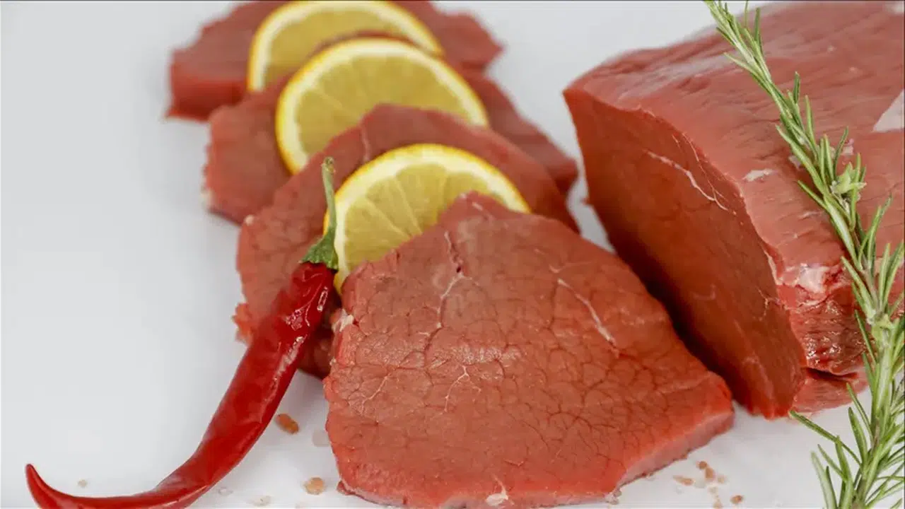 Dana eti kaç kalori, ne kadar protein ve karbonhidrat içerir? Besin değeri neler?