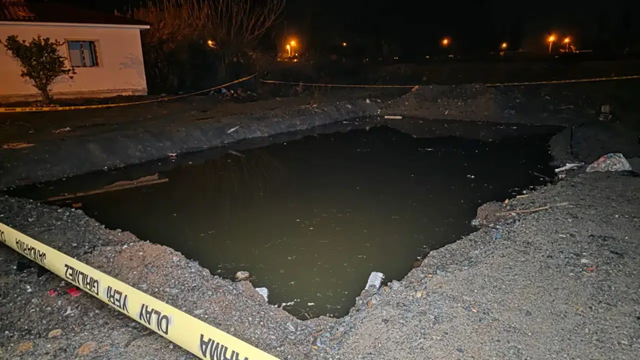 Hatay’da yürek yakan olay! Top peşinde gittiler, hayattan koptular