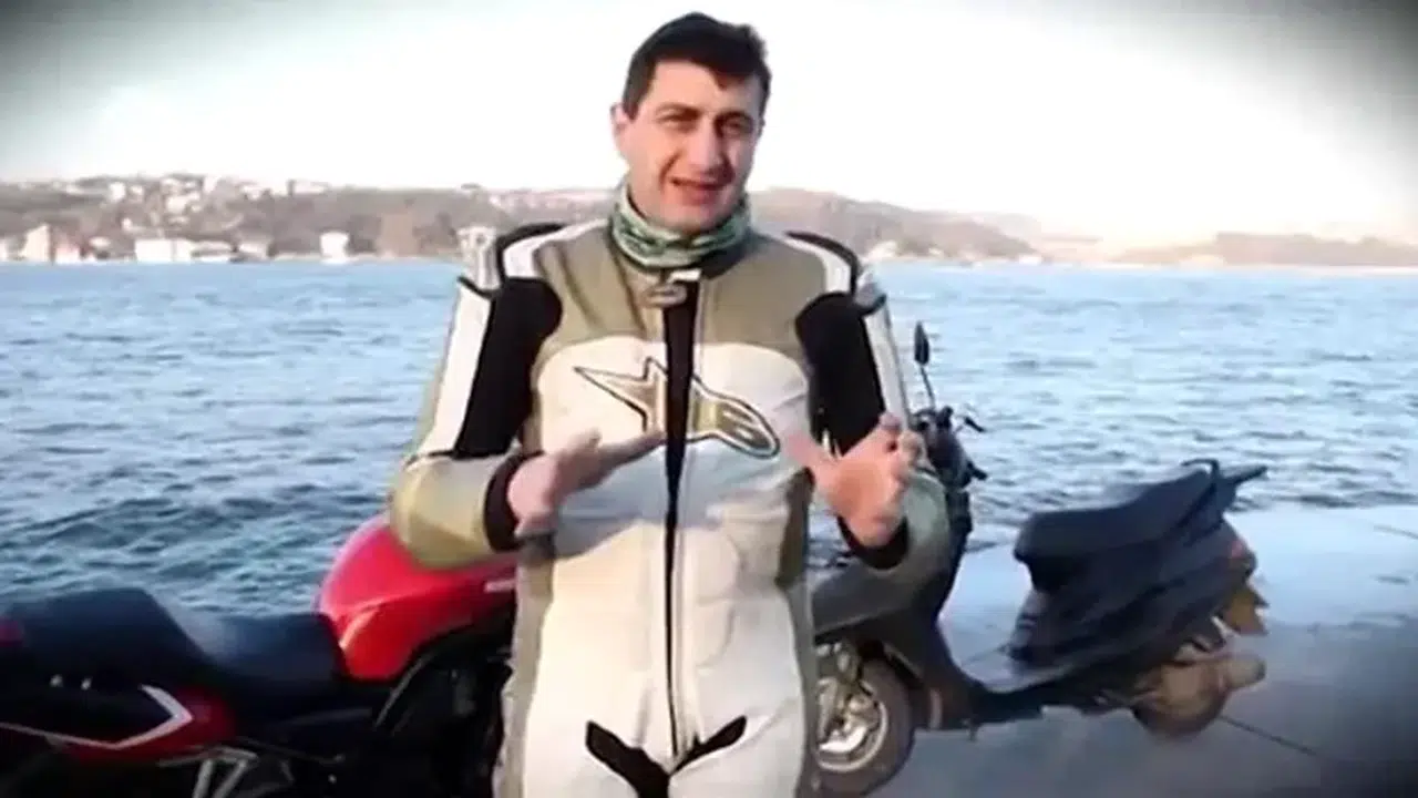 'Altın Elbiseli Adam' neden bu lakabı aldı, gerçek adı ne, Barkın Bayoğlu kim, nasıl öldü, neden hayatını kaybetti?