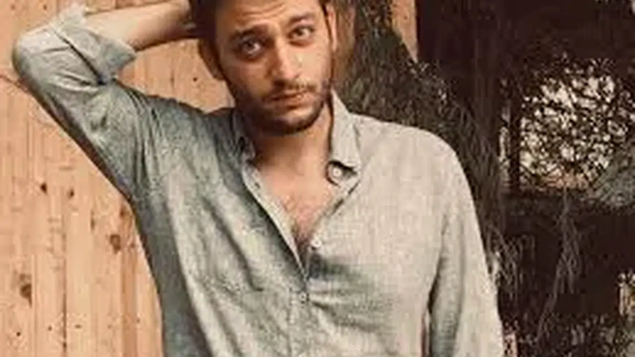 Cenan Adıgüzel sevgilisi kim? güncel aşk hayatı ve magazin gündemi