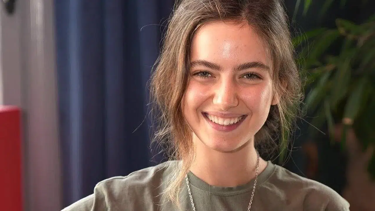 Ava Yaman’ın Annesi ve Babası Aslen Nereli? Genç Oyuncu Ava Yaman Hayatı, Ailesi Hakkında Merak Edilenler