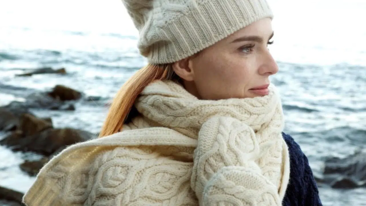 2026 kış ve geçiş sezonu örgü şapka ve atkı trendleri neler, hangi modeller öne çıkıyor?