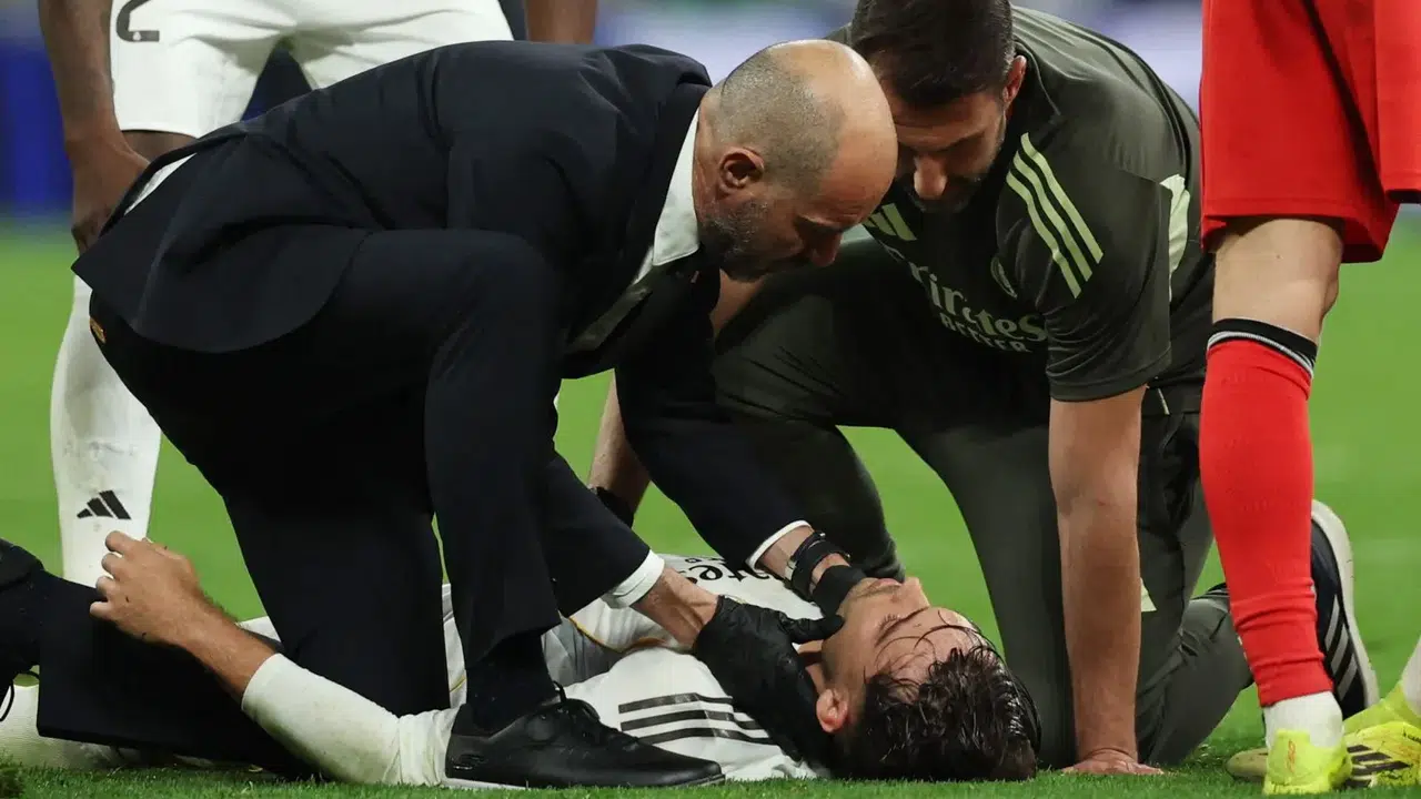 Real Madrid Maçında Yürekler Ağızlara Geldi! Asencio Yerde Kaldı