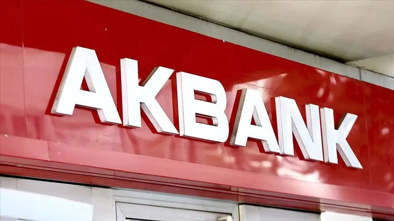 Akbank emekli promosyonu 2026 ne kadar, maaş taşıma başvurusu nasıl yapılır, davet koduyla 30.000 TL nakit ödül nasıl alınır?
