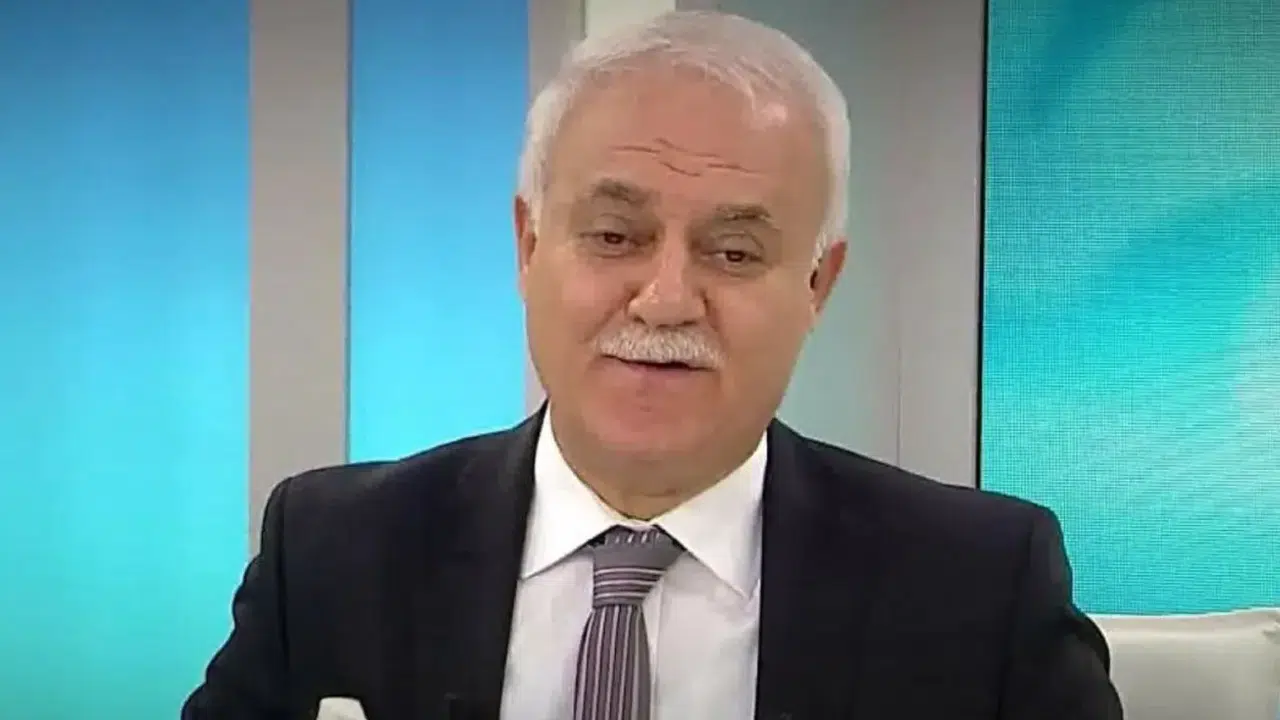 Nihat Hatipoğlu hangi cemaatten?
