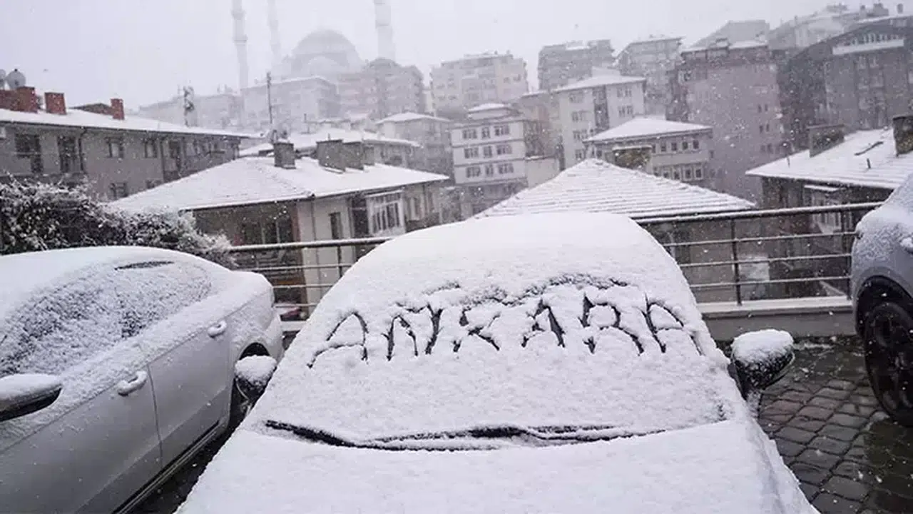 25 Şubat Ankara’da Okullar Tatil Mi? Meteoroloji Kar Yağışı Uyarısı ve Ankara Valiliği Açıklaması Geldi Mi?