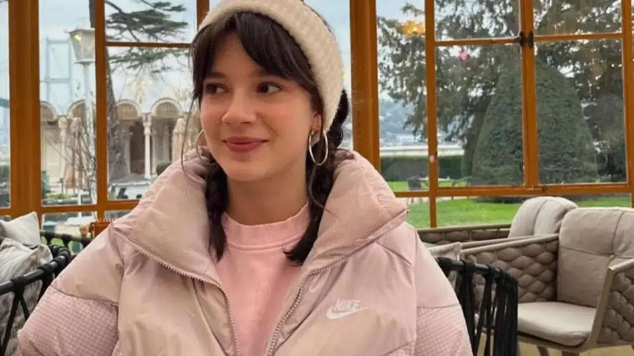 Mina Demirtaş Kaç Yaşında, Doğum Tarihi Ne, Kızıl Goncalar Zeynep Gerçek Yaşı Kaç?