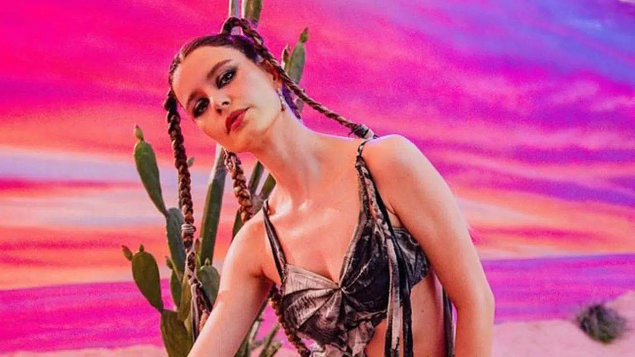 Beren Saat kökeni ne, Yahudi mi? CapitaliZoo şarkısı sonrası ortaya atılan iddialar