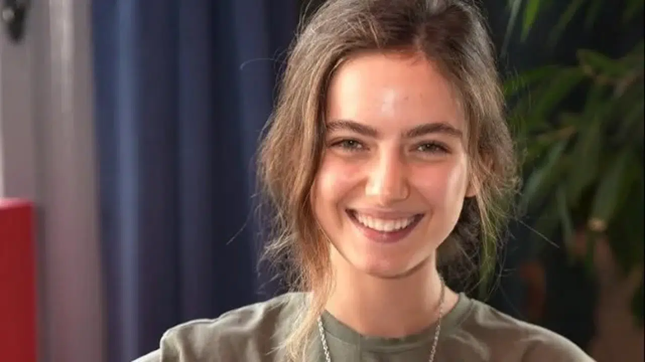 Taşacak Bu Deniz Eleni'yi kim oynuyor, Ava Yaman kimdir, Kaç Yaşında, Aslen Nereli, Nerelerde Oynadı?