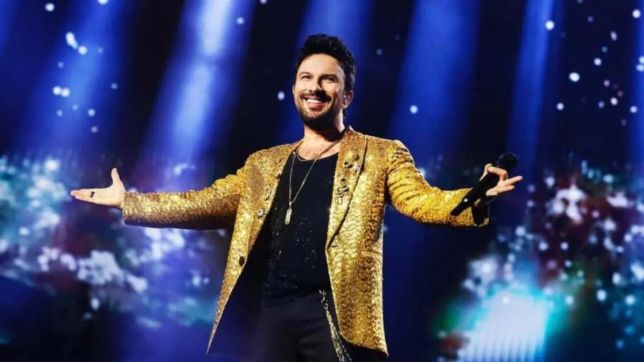 Megastar sahnede büyüledi... 500 Milyon TL’lik konser geliri ve samimi Tarkan mesajı!