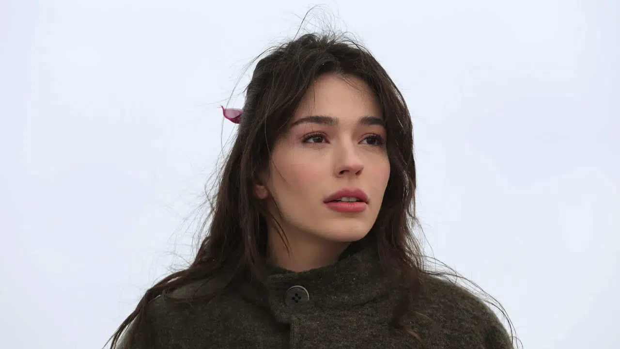 Meltem Akçöl hayatı (kariyeri), boyu ve kilosu ne kadar, Instagram’da kaç takipçisi var, hangi yapımlarda rol aldı?