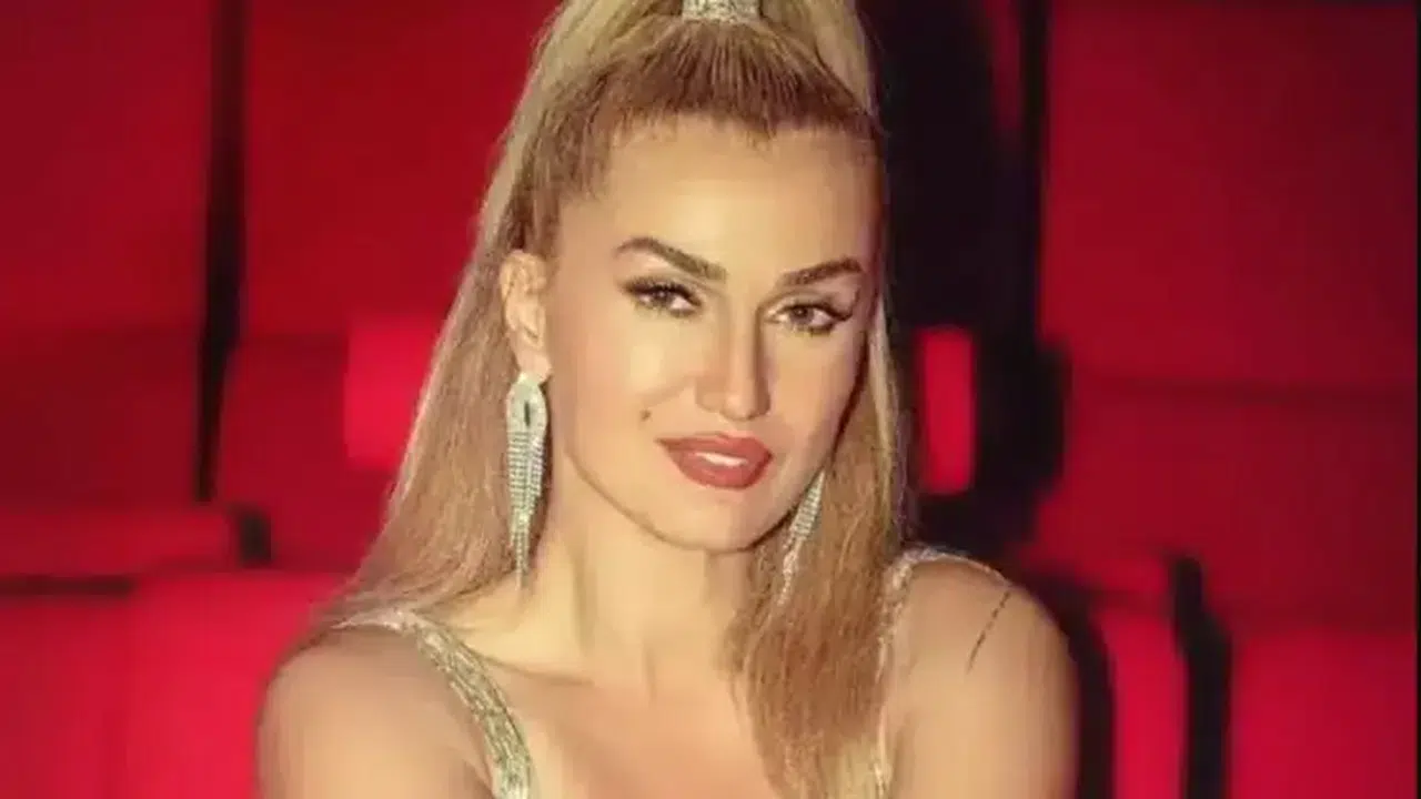 Tuğba Özay’dan Gökyüzü Paylaşımı “Epstein Adası Ne İse Bu da O”