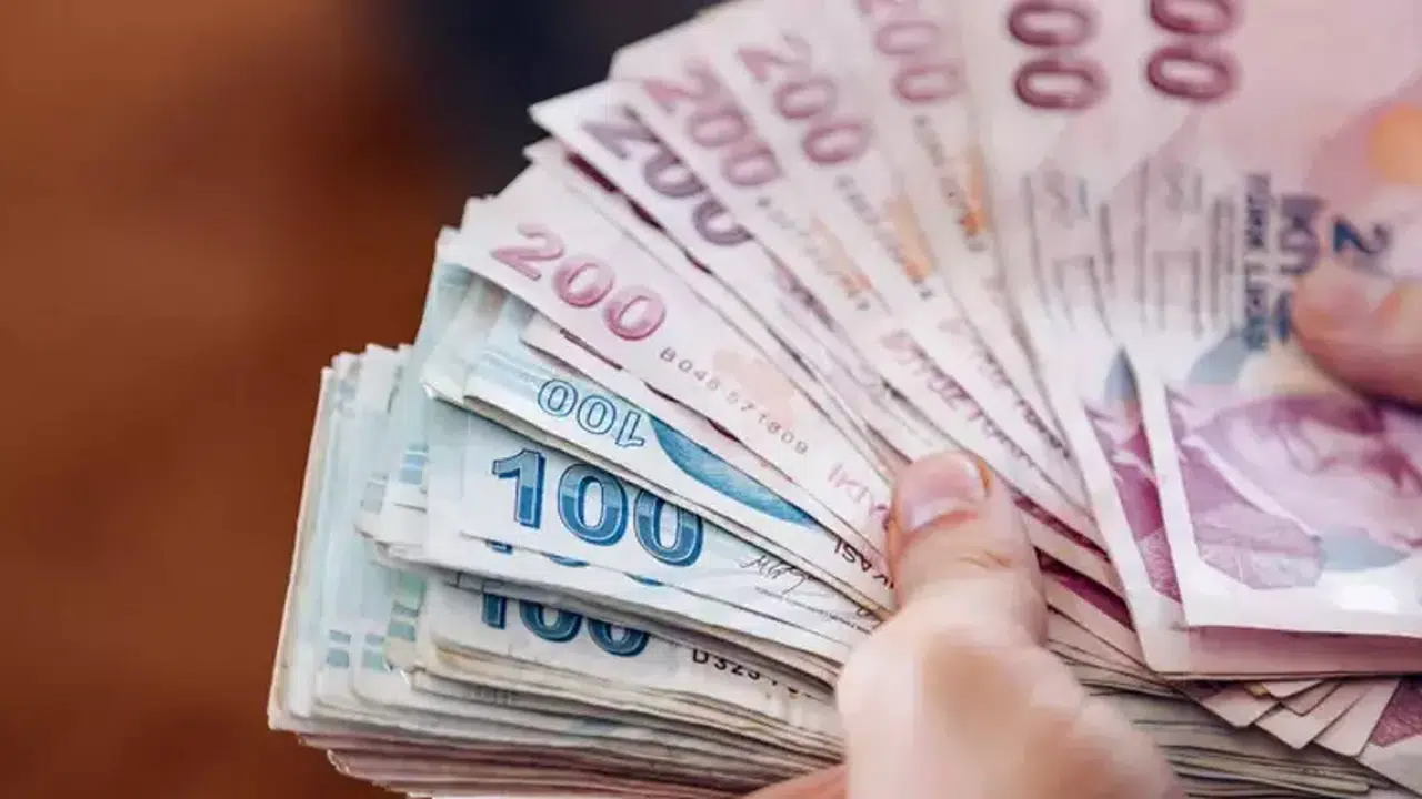 2026 Emekli bayram ikramiyeleri artacak mı? Emeklileri ilgilendiren teklif Meclis’e sunuldu mu?