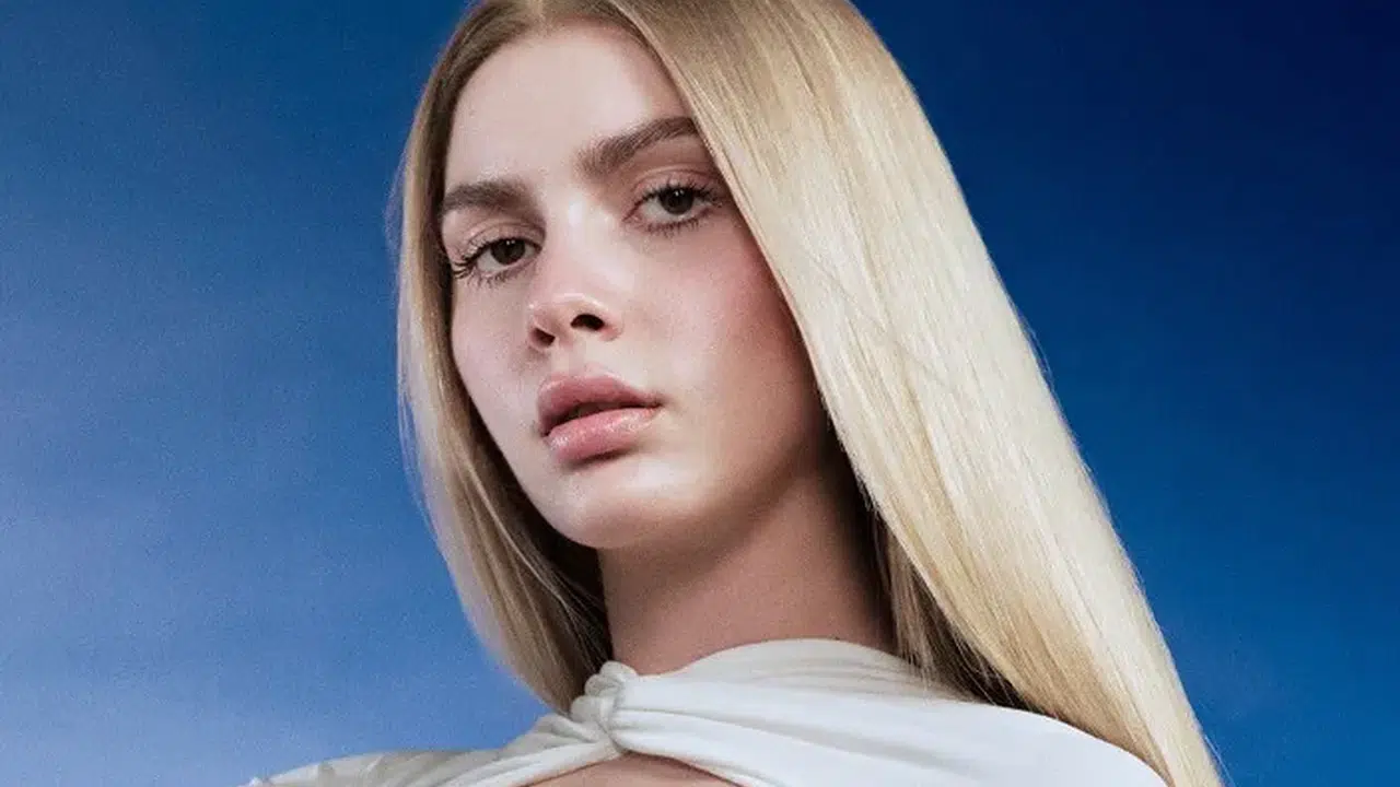 Aleyna Tilki’den Güllü’ye Duygusal Vefa! 'Oyuncak Gibi' Yeniden Hayat Buldu