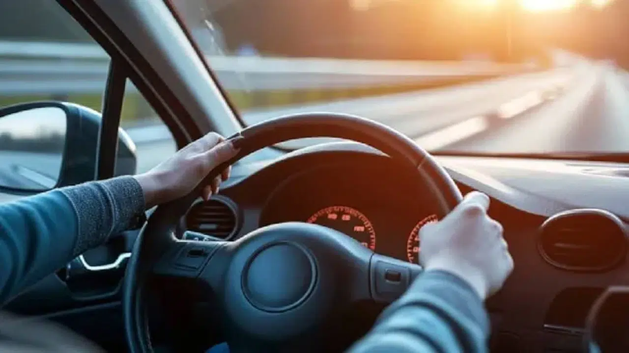 Otomobilde Yeni Fatura! Navigasyon ve Asistan Sistemleri İçin Abonelik Ücreti