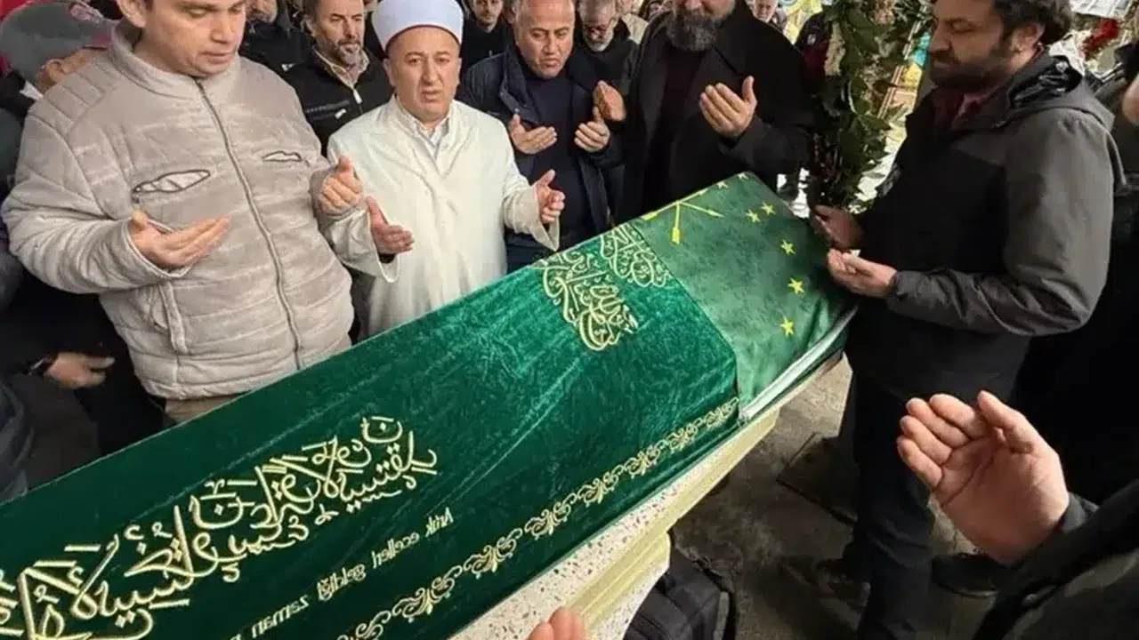 Kanbolat Görkem Arslan'ın babası kim, Babasının tabut başındaki vedası yürekleri burktu