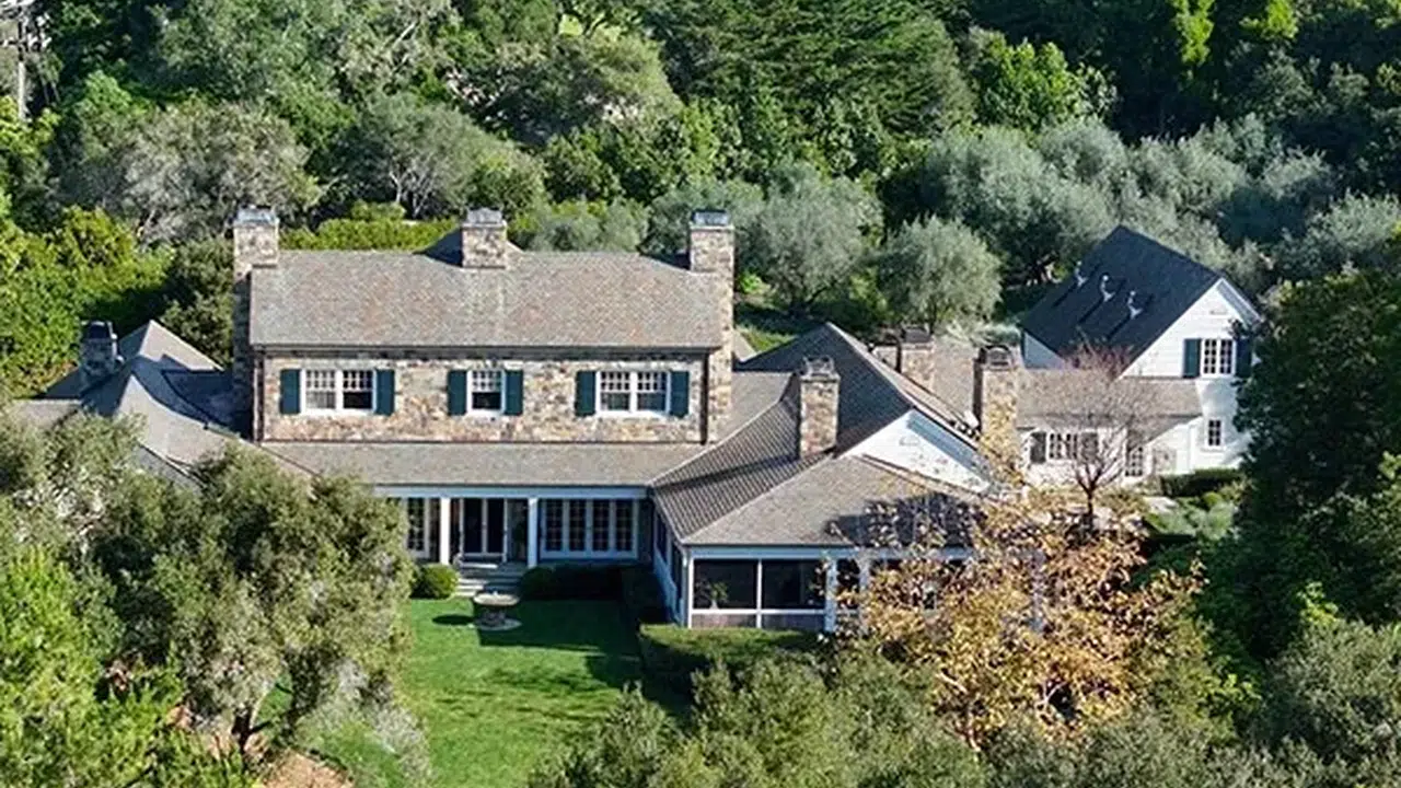 Doğal Yaşam Hayali Kısa Sürdü! Ellen DeGeneres 27 Milyon Dolarlık Eve Taşındı