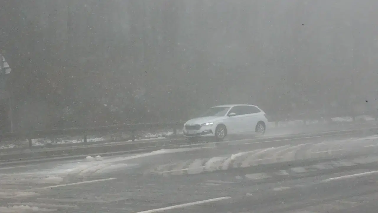Bolu Dağı’nda Kar Yağışı Ulaşımı Nasıl Etkiledi, Yolda kaç araç kaldı, Kar kalınlığı kaçı buldu?