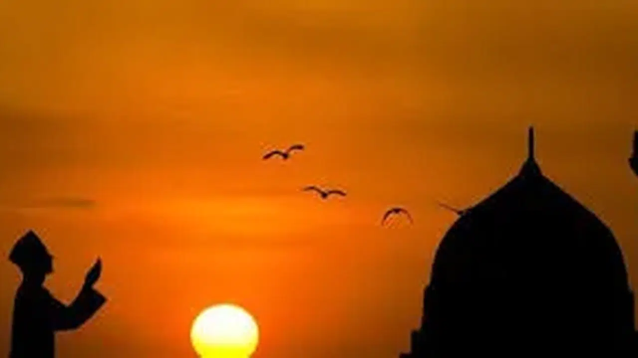 Sabah namazı imsaktan sonra hemen kılınır mı, ezan beklemek gerekir mi, fecri sadık nasıl anlaşılır?