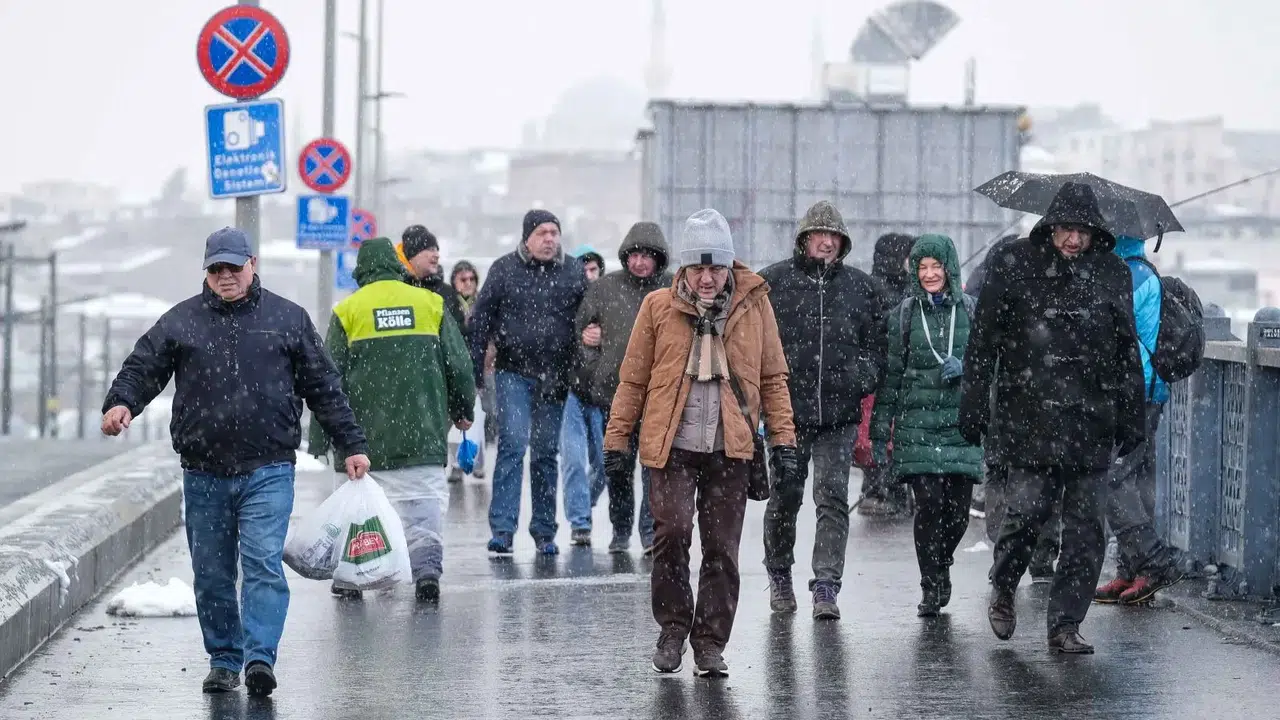 Meteoroloji uyardı! Perşembeden sonra sağanak ve kar geliyor
