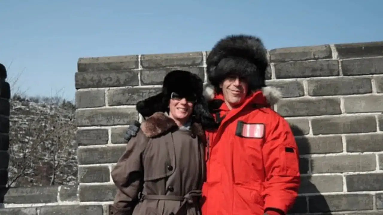 Epstein’ın elmas yüzüğü kime ait, Rusya KGB bağlantısı ne, Prens Andrew’un kızları neden dosyada yer aldı?